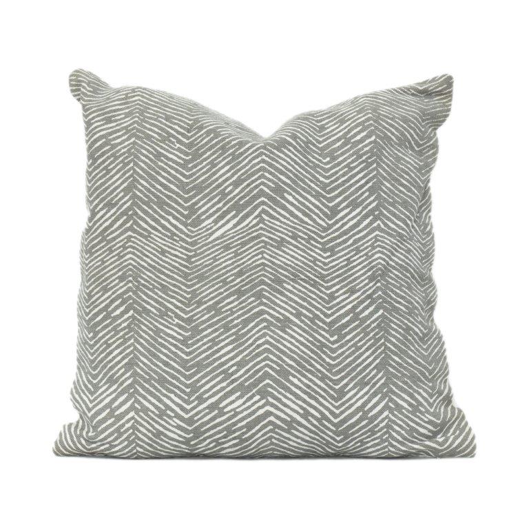 Handbedruckter Kissenbezug aus Baumwolle – Grau-Zickzackmuster | Moderner, minimalistischer Dekokissenbezug | 45x45 cm - Bulk manufacturer & supplier from Panipat, India