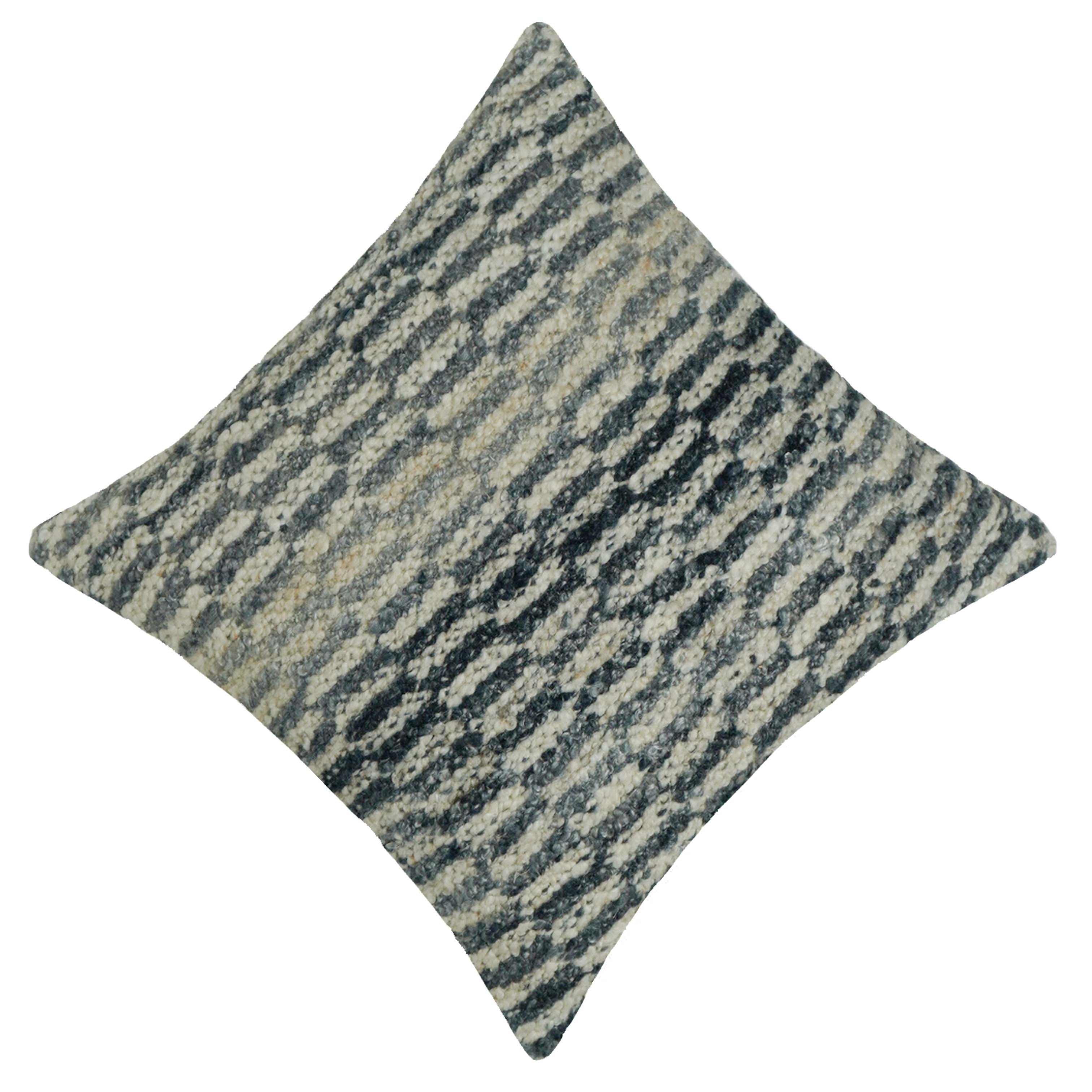 Handwoven Textured Polyester Cushion Cover 45x45 cm | Modern Woven Grey & Ivory Pattern | Decorative Throw Pillow Cover with Hidden Zipper