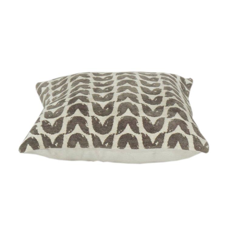 Jacquard Woven Cotton Cushion Cover – Abstract Wave Pattern | Textured Neutral Throw Pillow | Modern Boho Home Décor (18x18 Inch)