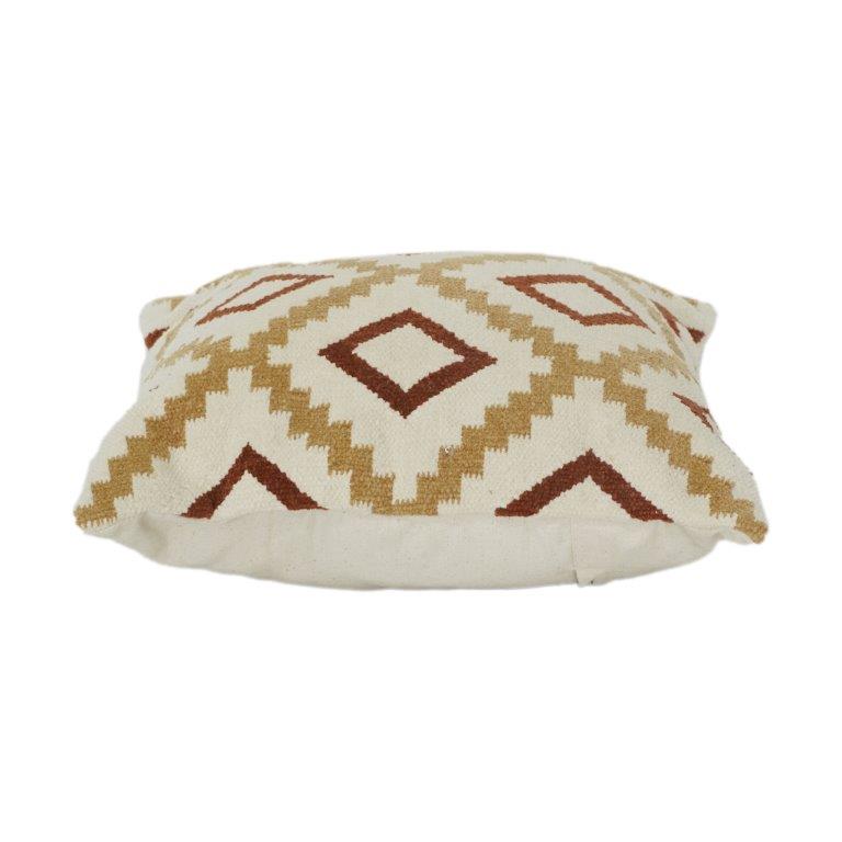 Bestickter Kissenbezug aus Baumwolle mit geometrischem Muster | Stammes-Rautenmuster | Kissenbezug in neutralen Erdtönen | 45x45 cm - Bulk manufacturer & supplier from Panipat, India