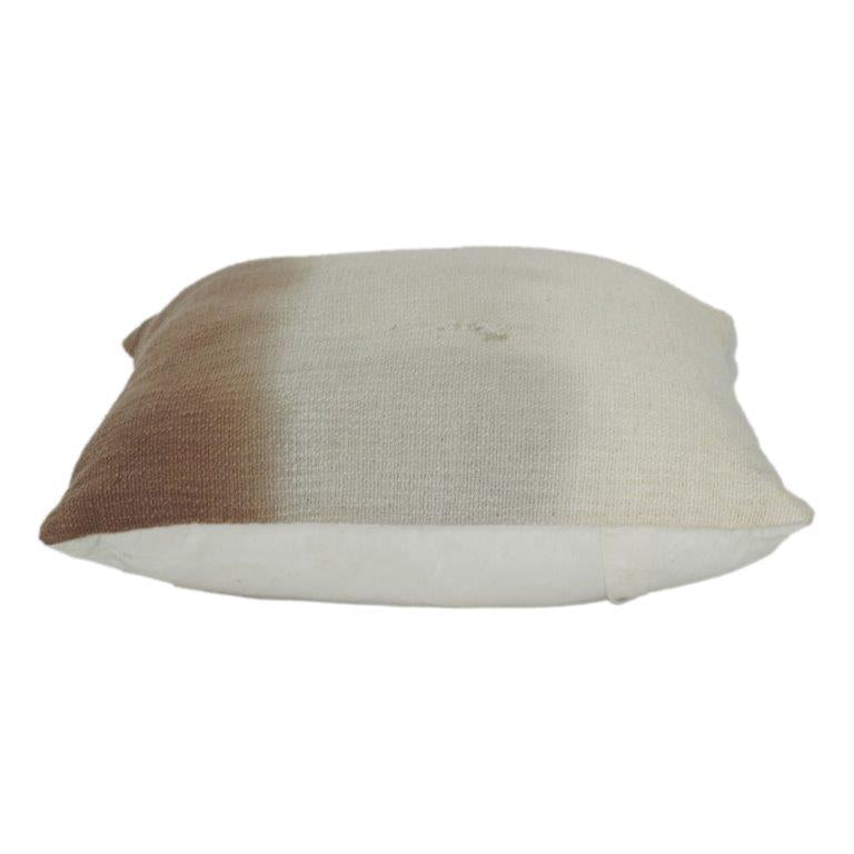 Ombre Baumwoll-Kissenbezug – Beige-Braun-Farbverlauf | Minimalistischer strukturierter Kissenbezug | 45x45 cm - Bulk manufacturer & supplier from Panipat, India