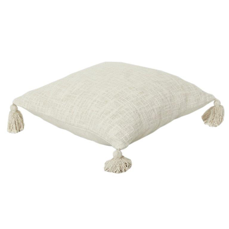 Handgewebter Baumwoll-Kissenbezug mit Quasten | Minimalistischer strukturierter Boho-Kissenbezug | Neutral Beige 18x18 Zoll - Bulk manufacturer & supplier from Panipat, India