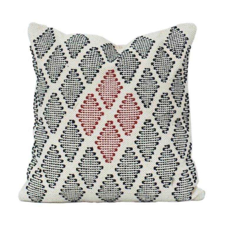 Handgefertigter Kissenbezug aus Baumwolle, bestickt, 45x45 cm | Geometrisches Stammesmuster in Schwarz & Rot | Dekorative Kissenhülle - Bulk manufacturer & supplier from Panipat, India