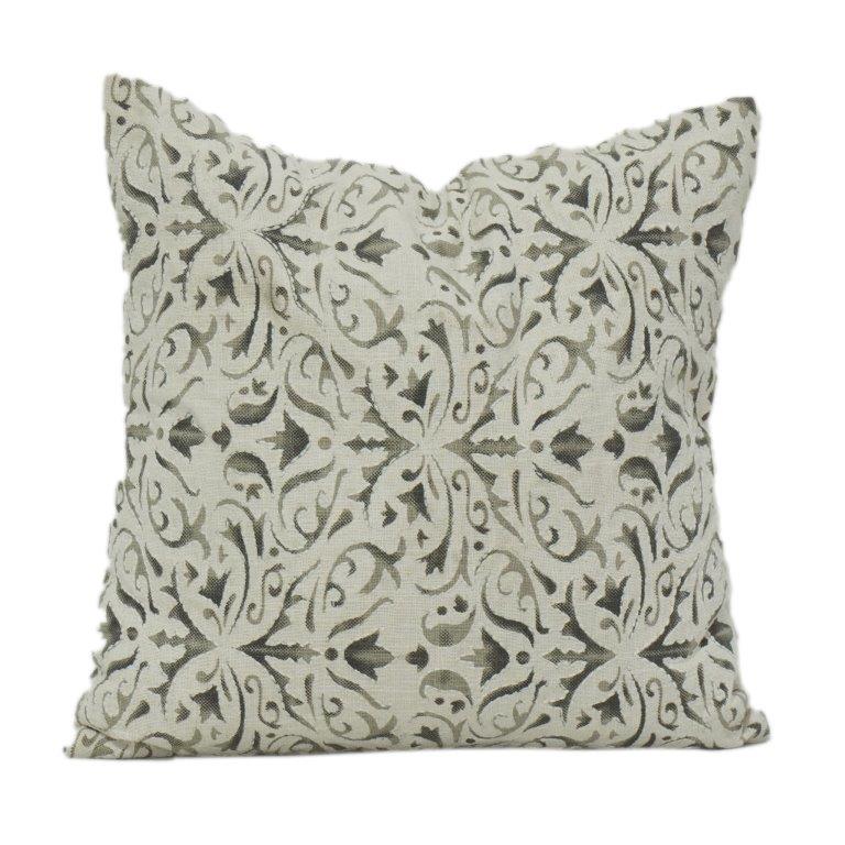 Bedruckter Baumwoll-Kissenbezug 45x45 cm – Elegantes Blumenrankenmuster in neutralen Farbtönen | Weicher & strapazierfähiger Wohnakzent - Bulk manufacturer & supplier from Panipat, India