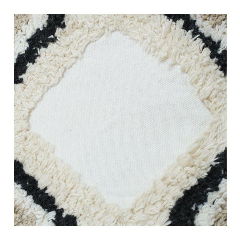 Tufted Cotton Cushion Cover with Geometric Diamond Pattern & Tassels – 45x45 cm