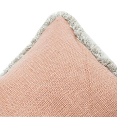 Housse de coussin en coton texturé couleur pêche à bords effilochés – Coussin d'appoint rustique minimaliste | 35x50 cm