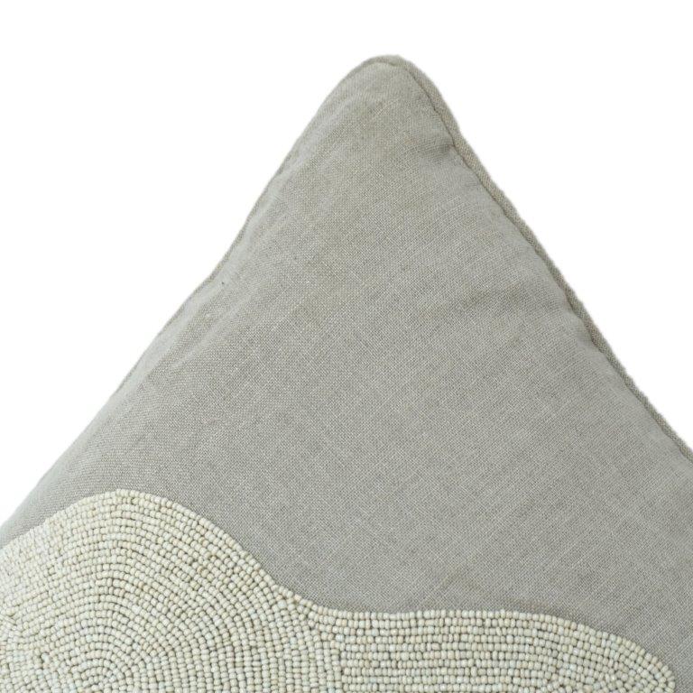 Bestickter Hasen-Kissenbezug aus Baumwolle 45x45 cm | Minimalistisches beiges Hasenmotiv | Dekorativer Kissenbezug 📝 Aktualisierte Produktbeschreibung - Bulk manufacturer & supplier from Panipat, India