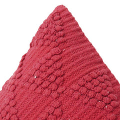 Dekorativer roter Kissenbezug – Handgefertigtes getuftetes Chevron-Muster | 45x45 cm