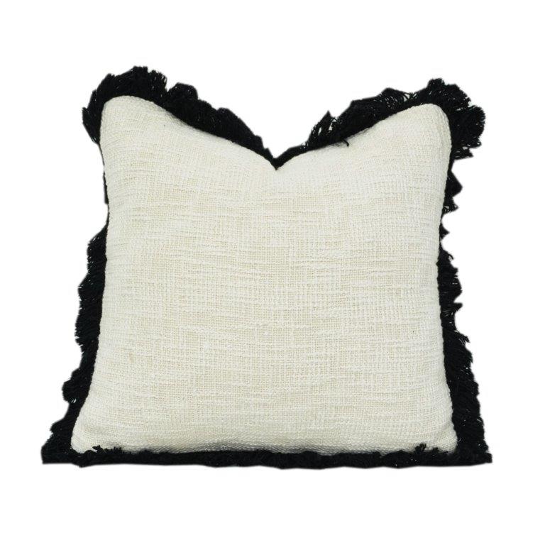 Minimalistischer Kissenbezug aus Baumwolle mit Struktur und schwarzer Fransenborte | Moderne, neutrale Kissenhülle | 45x45 cm - Bulk manufacturer & supplier from Panipat, India