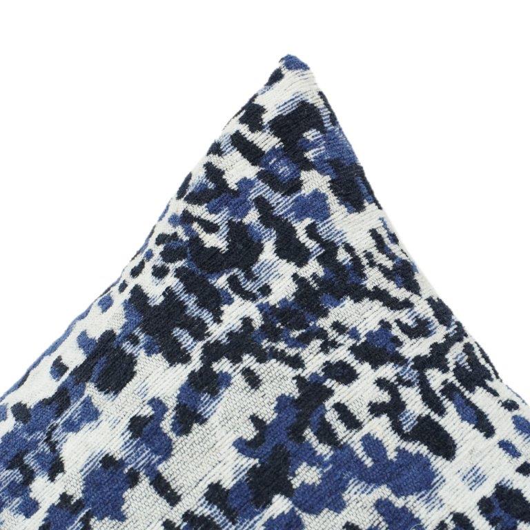 Blue Abstract Jacquard Cotton Cushion Cover 45x45 cm | Textured Woven Decorative Pillow Cover with Hidden Zip - Bulk manufacturer & supplier from Panipat, India
