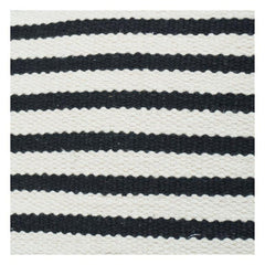 Kissenbezug aus Baumwolle, schwarz-weiß gestreift, 45x45 cm | Gewebter, strukturierter, minimalistischer Kissenbezug mit verdecktem Reißverschluss