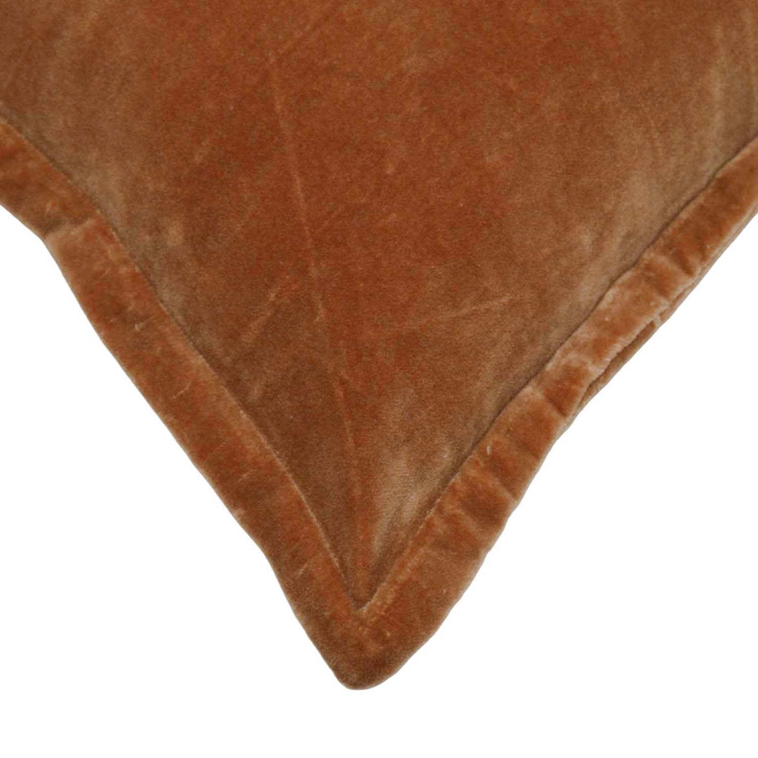 Luxury Brown Velvet Cushion Cover – Soft Solid Velvet, 45 x 45 cm (18 x 18 Inches)