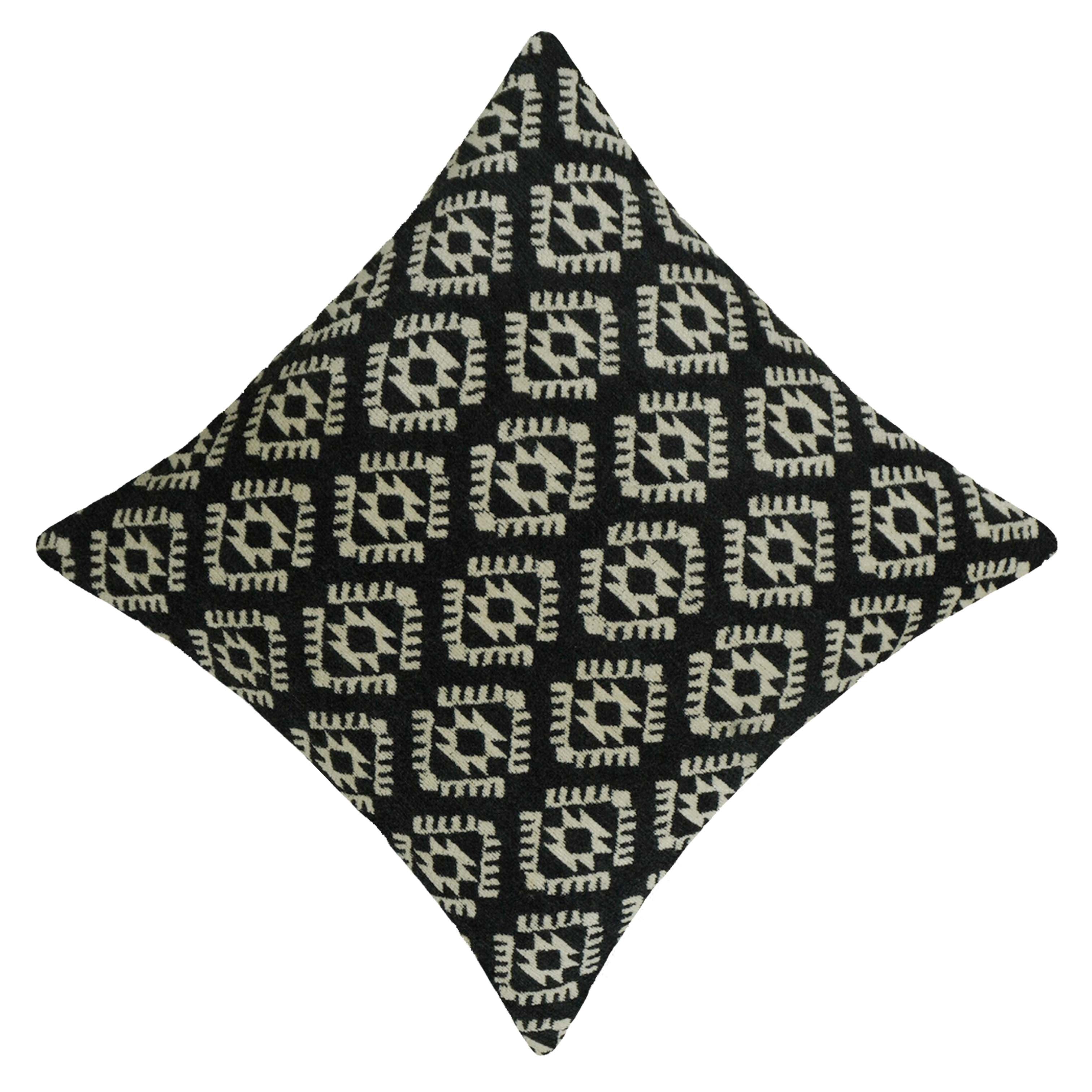 Black & Ivory Geometric Jacquard Cushion Cover 45x45 cm | Woven Cotton Decorative Throw Pillow Cover | Modern Boho Sofa Cushion Cover with Hidden Zip