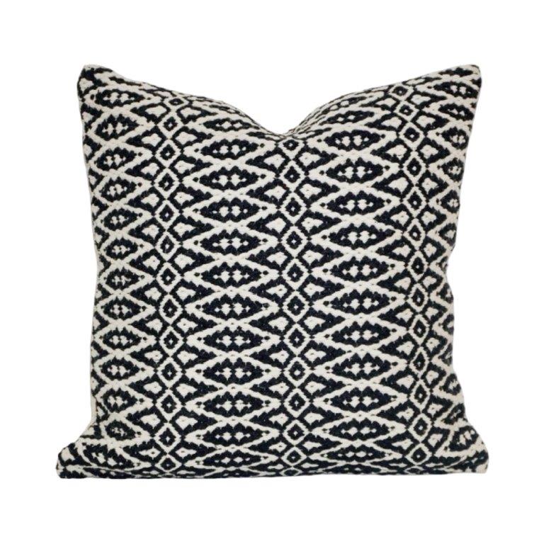 Hadmaddee Geometric Woven Cotton Cushion Cover 45x45 cm | Black & White Tribal Pattern Decorative Pillow Cover - Bulk manufacturer & supplier from Panipat, India