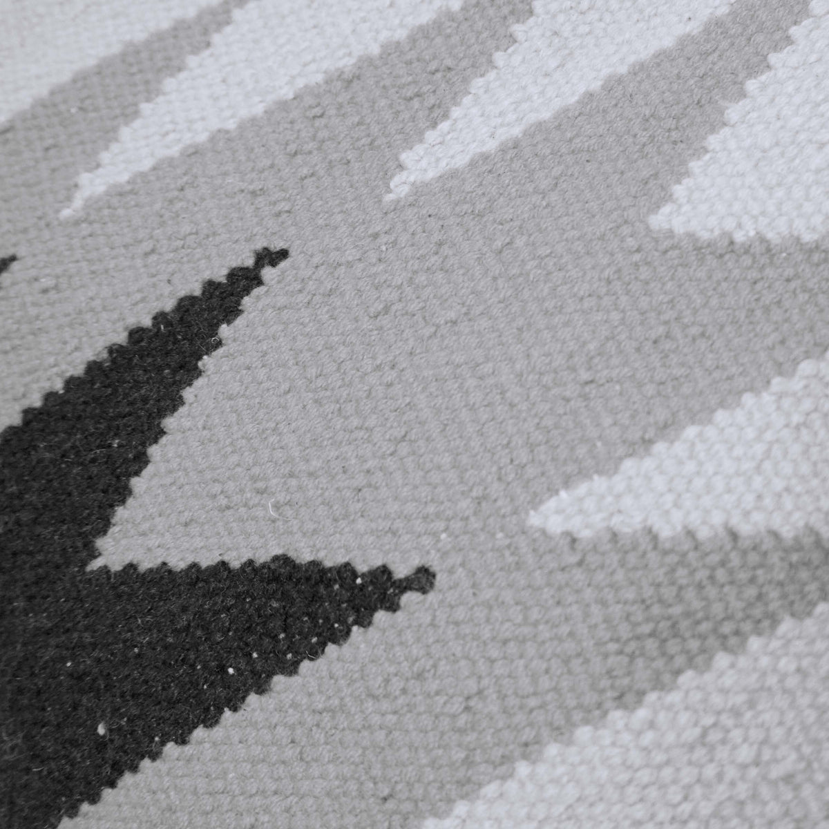 Handwoven Geometric Cushion Cover 45x45 cm – Grey, White & Black Abstract Pattern