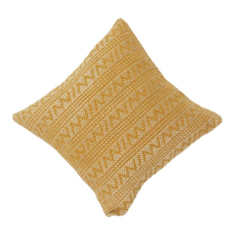 Housse de coussin en coton brodé géométrique jaune moutarde – Coussin décoratif bohème texturé (45x45 cm) - Bulk manufacturer & supplier from Panipat, India