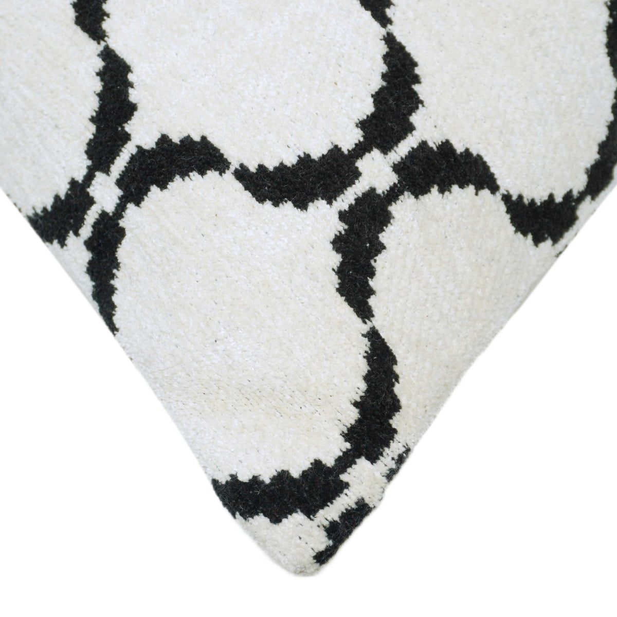 Black & Ivory Jacquard Cushion Cover 45x45 cm – Geometric Pattern