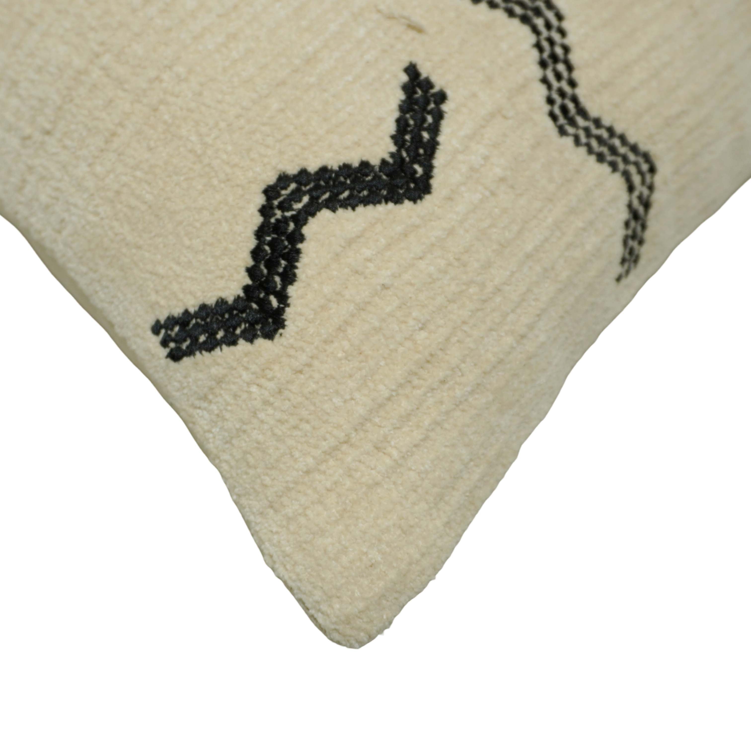 Handwoven Cotton Cushion Cover 45x45 cm | Geometric Tribal Pattern | Decorative Sofa Throw Pillow Cover | Hidden Zip | Boho Modern Home Décor