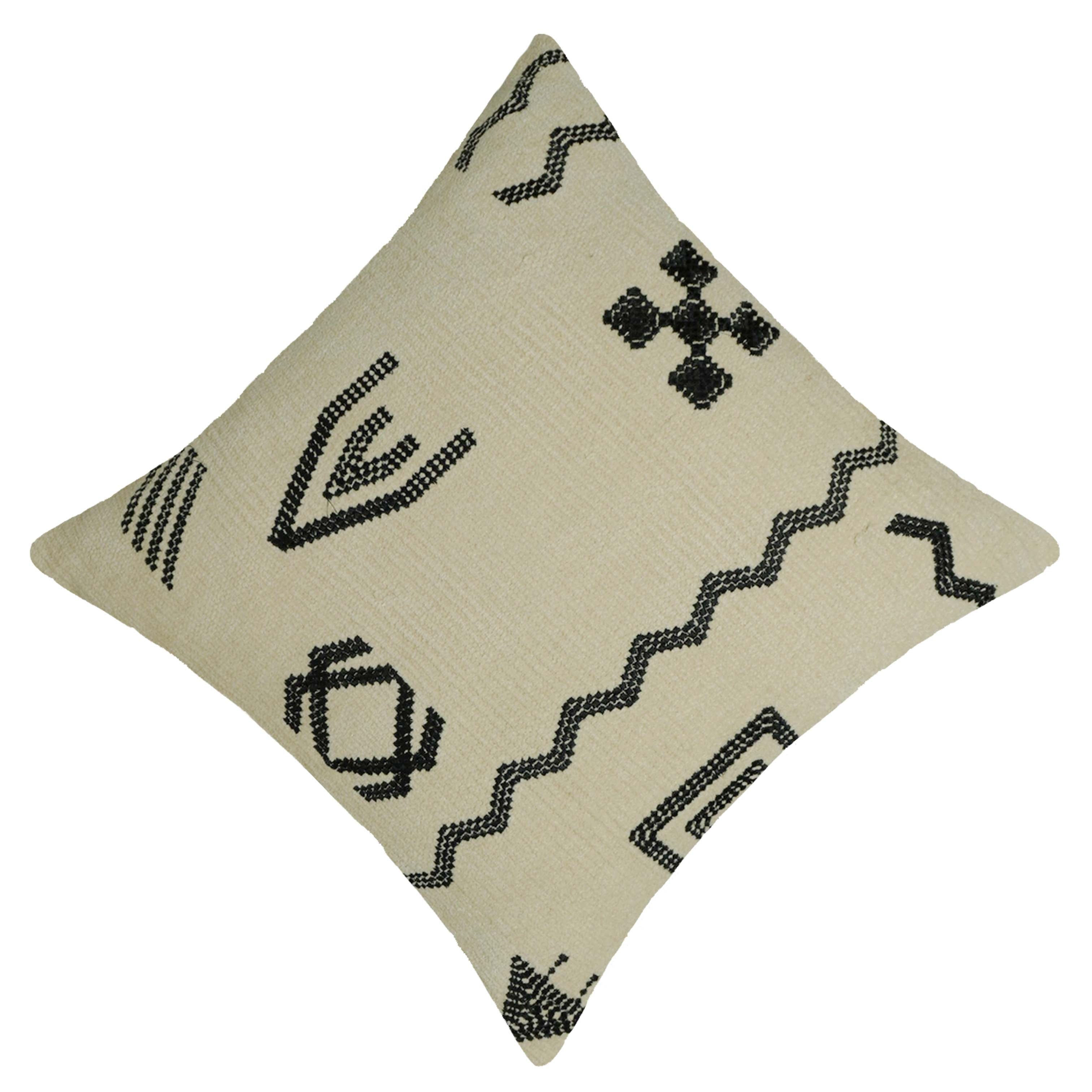Handwoven Cotton Cushion Cover 45x45 cm | Geometric Tribal Pattern | Decorative Sofa Throw Pillow Cover | Hidden Zip | Boho Modern Home Décor