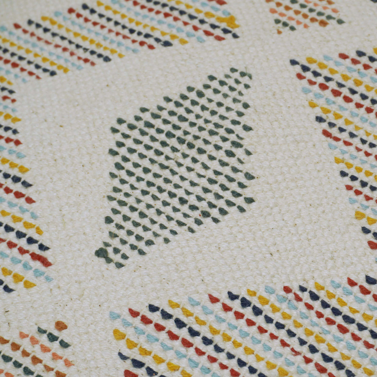 Multicolor geometric diamond embroidered cotton cushion cover 45x45 cm
