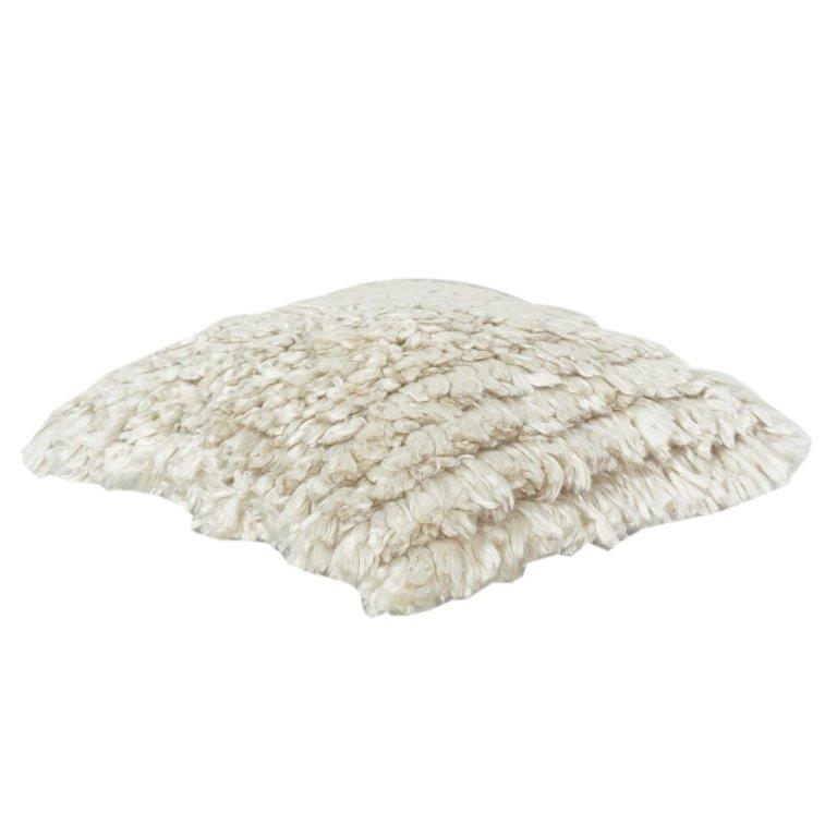 Luxury Faux Fur Polyester Rug – Soft Plush Sheepskin Style Accent Rug 45x45 cm (Ivory White) - Bulk manufacturer & supplier from Panipat, India