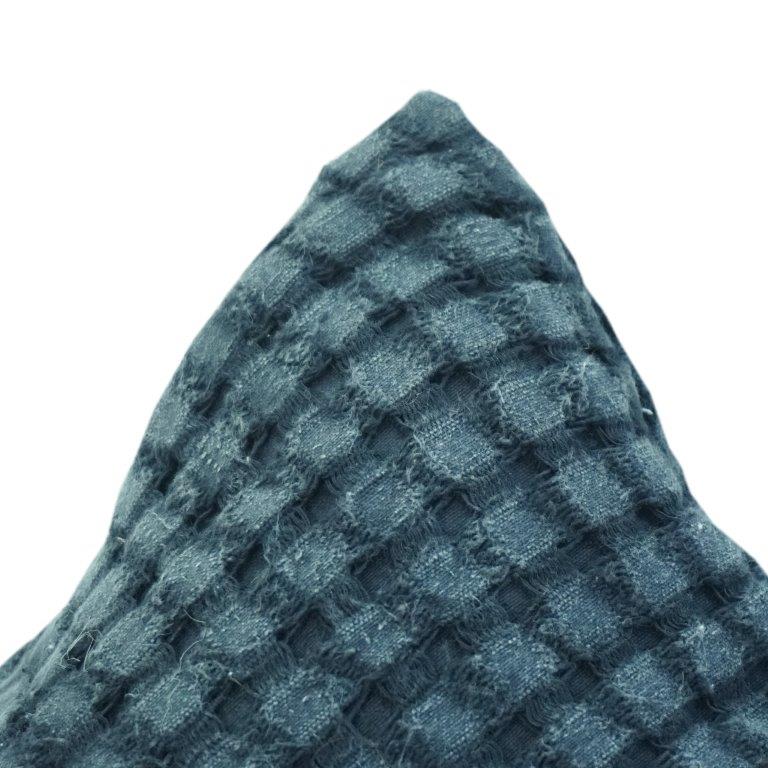 Strukturierter karierter Kissenbezug aus Baumwolle – weiches Waffelgitterdesign | Moderne minimalistische Heimdekoration | 45x45 cm - Bulk manufacturer & supplier from Panipat, India