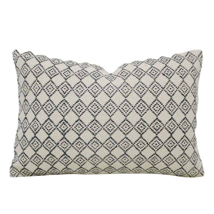 Handwoven Geometric Cushion Cover – Ivory & Black – 35 x 50 cm