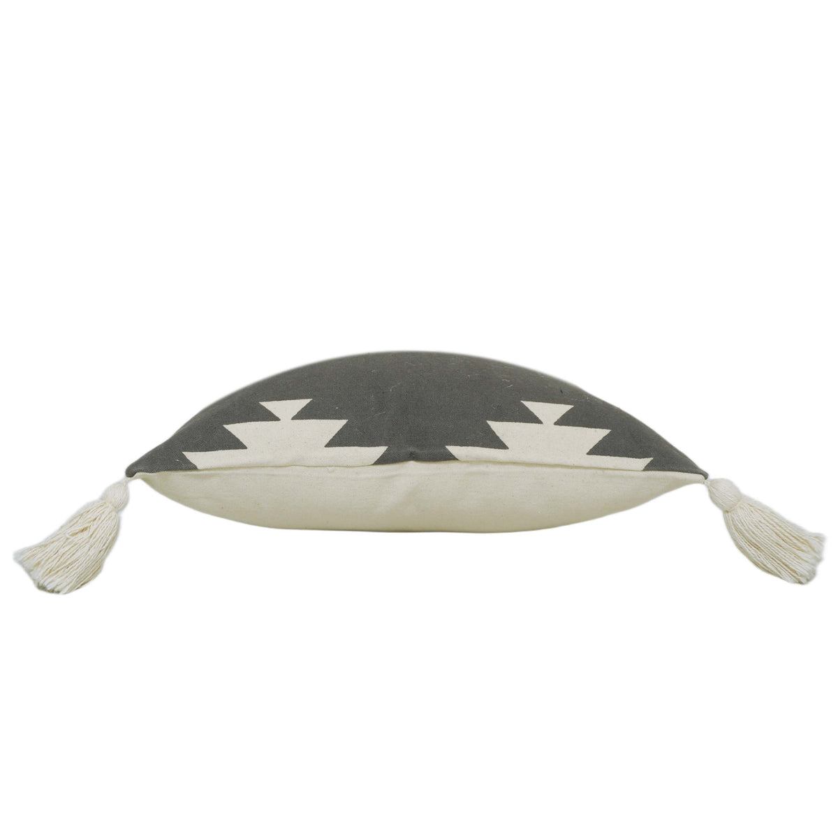 Black and cream geometric printed cotton cushion cover with tassels 45x45 cm
