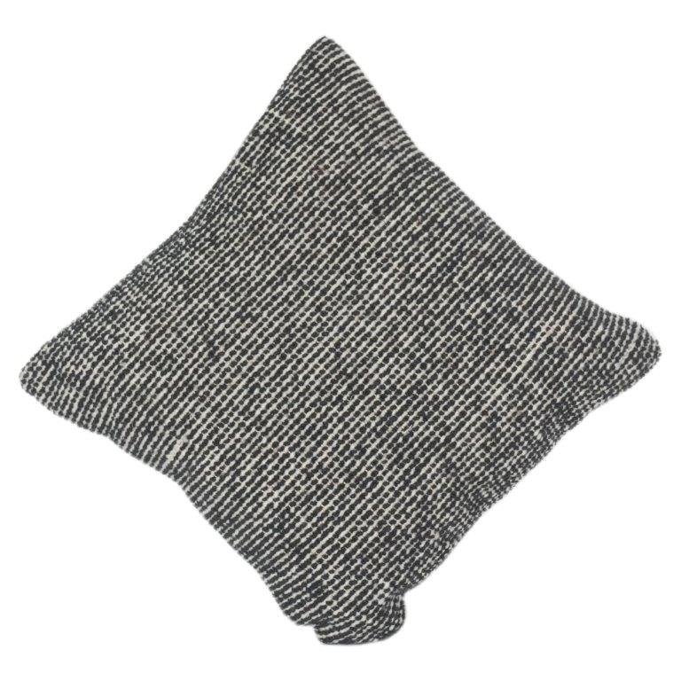 Schwarz-weißer Kissenbezug aus Baumwolle mit Struktur | Handgewebter Look | Moderner, minimalistischer Kissenbezug | 45x45 cm - Bulk manufacturer & supplier from Panipat, India