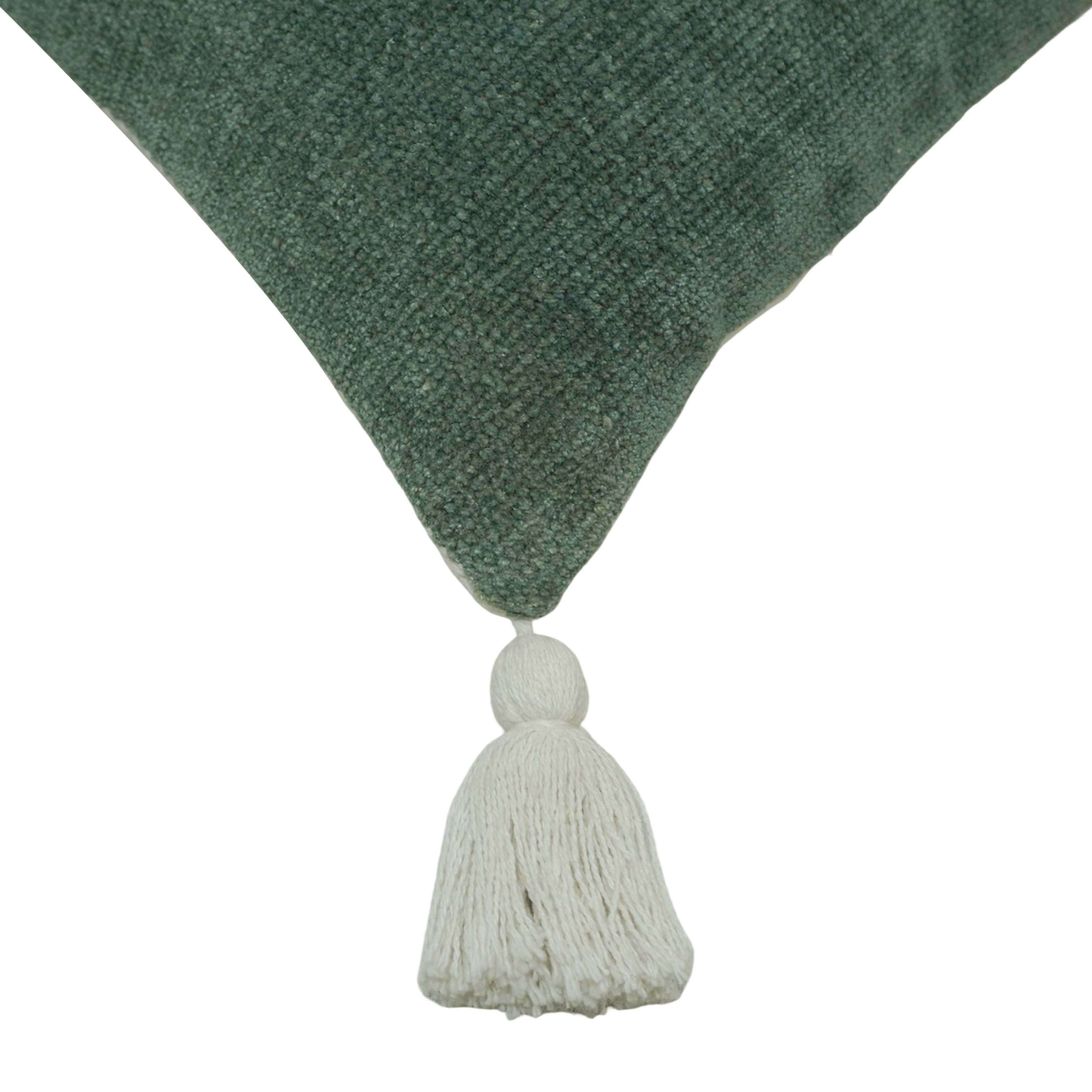 Handwoven Cotton Cushion Cover in Sage Green with Tassel Details – 45 x 45 cm