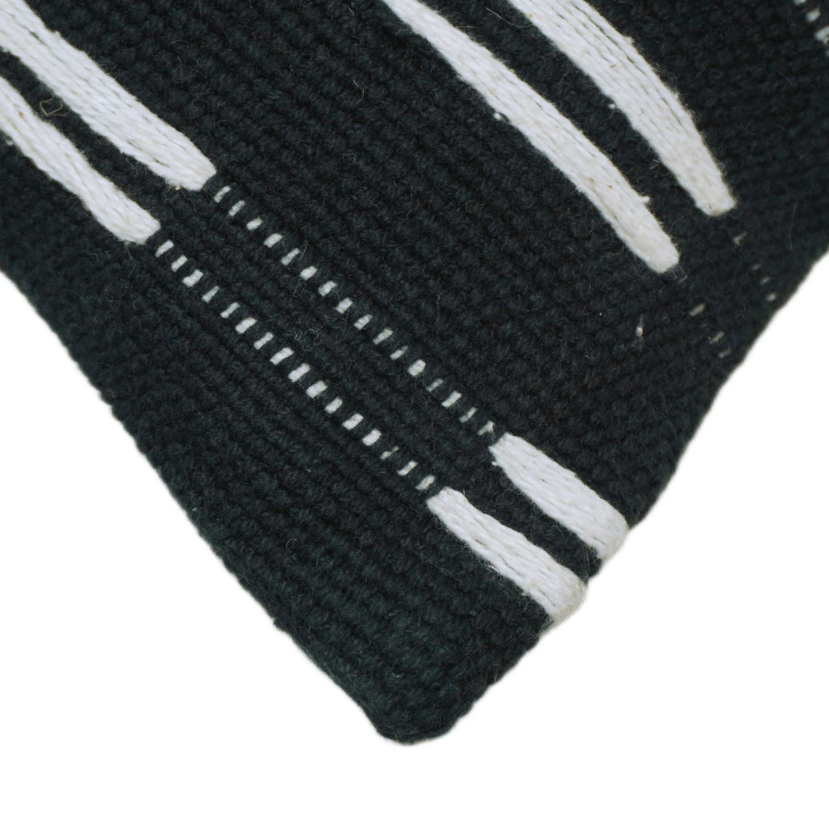 Handwoven Black & White Textured Cushion Cover 45x45 CM – Abstract Linear Pattern