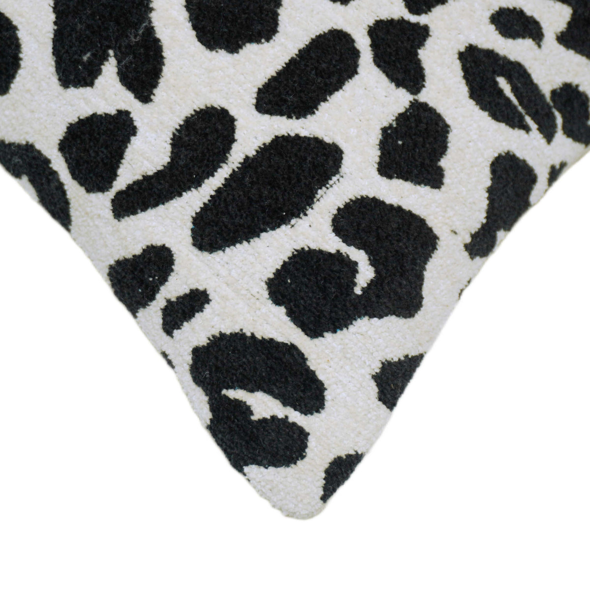 Black and white leopard print jacquard cushion cover 45x45 cm