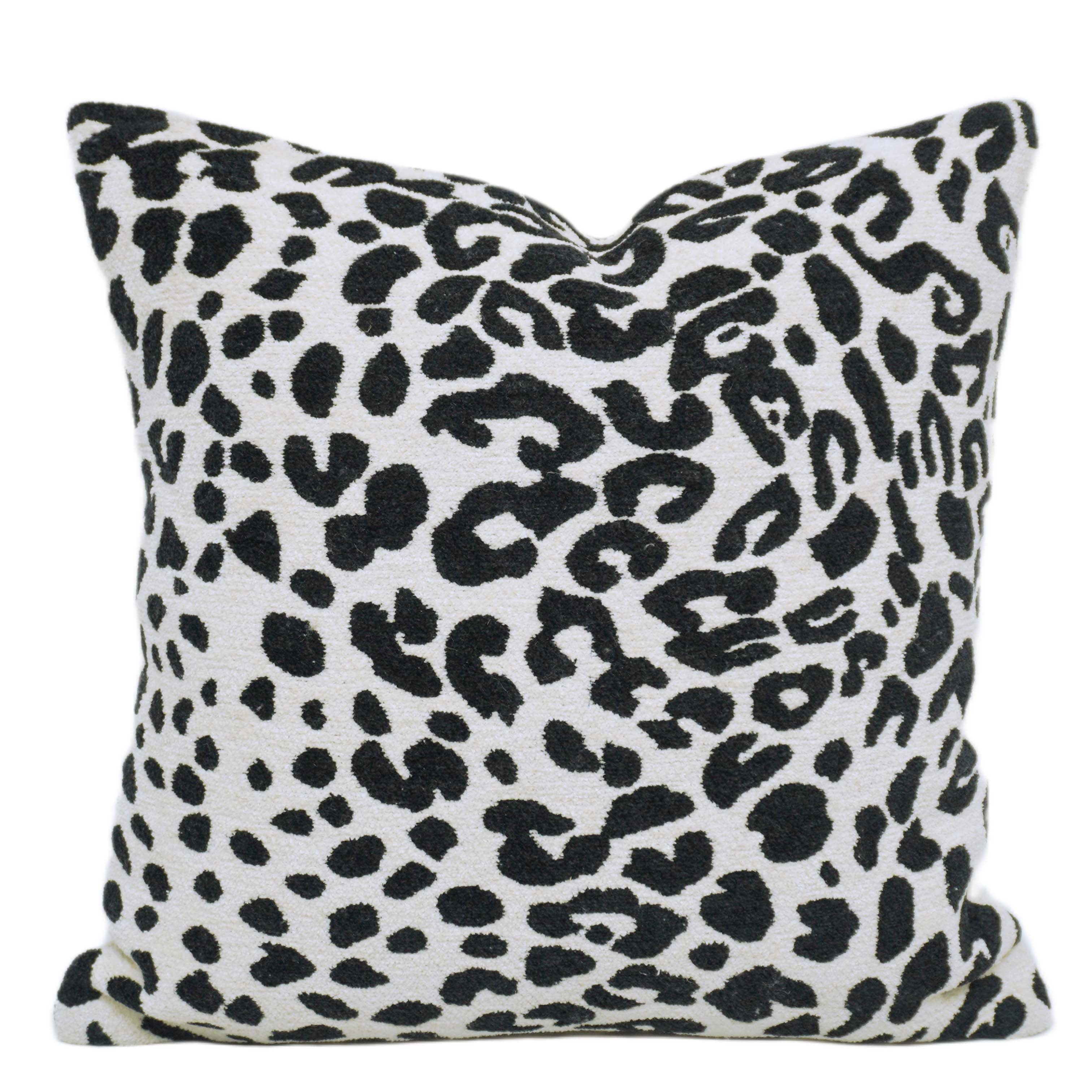 Black & White Leopard Jacquard Cushion Cover 45x45 cm