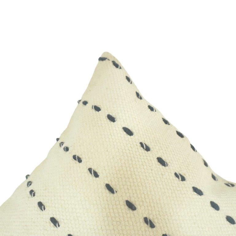 Handmade Cotton Cushion Cover 45x45 cm | Ivory Textured Dash Pattern Pillow Cover | Modern Boho Decorative Cushion - Bulk manufacturer & supplier from Panipat, India