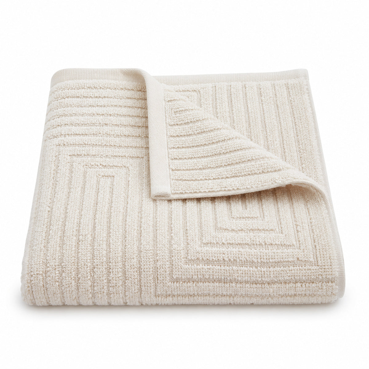 Ivory geometric jacquard cotton bath towel 70x140 cm on white background